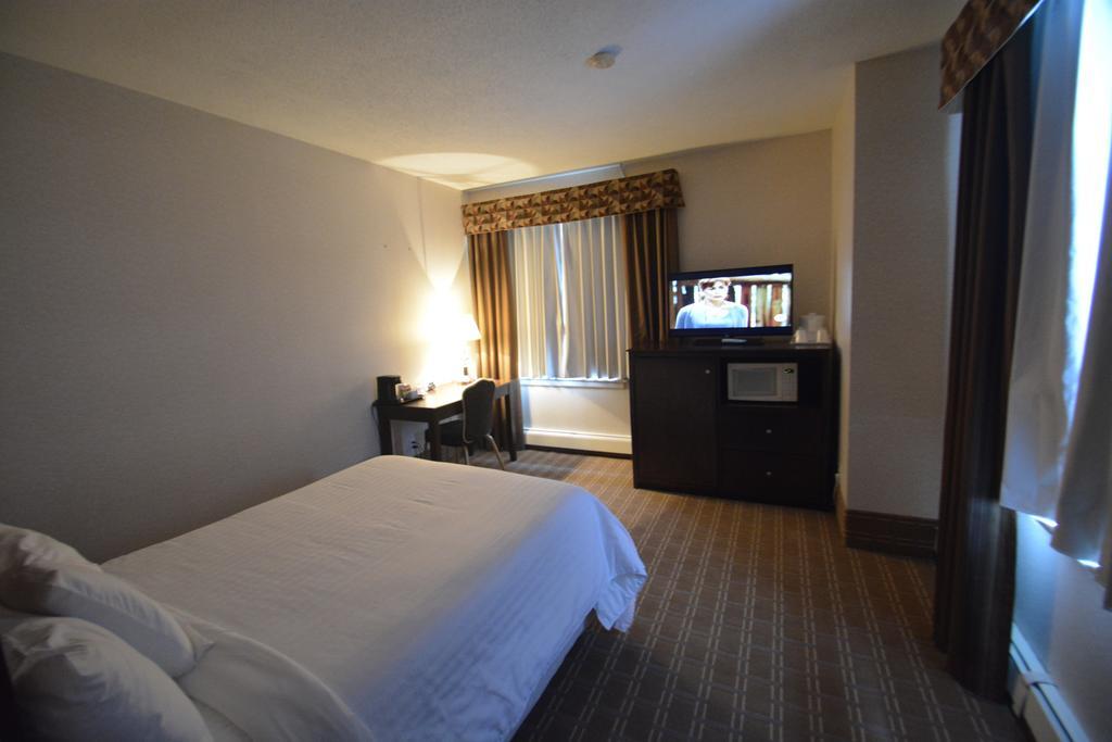 Prince Arthur Waterfront Hotel & Suites Thunder Bay Eksteriør billede