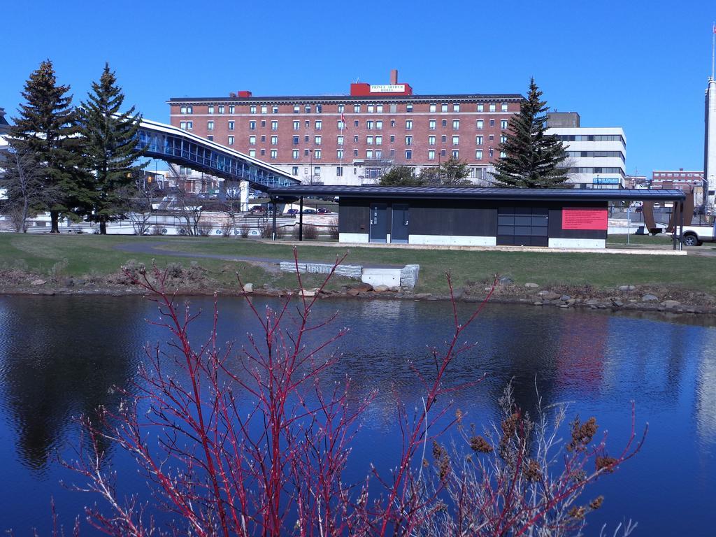 Prince Arthur Waterfront Hotel & Suites Thunder Bay Eksteriør billede
